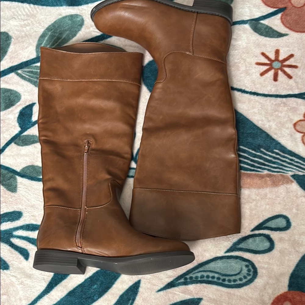 Brown Knee-High Leather Boots